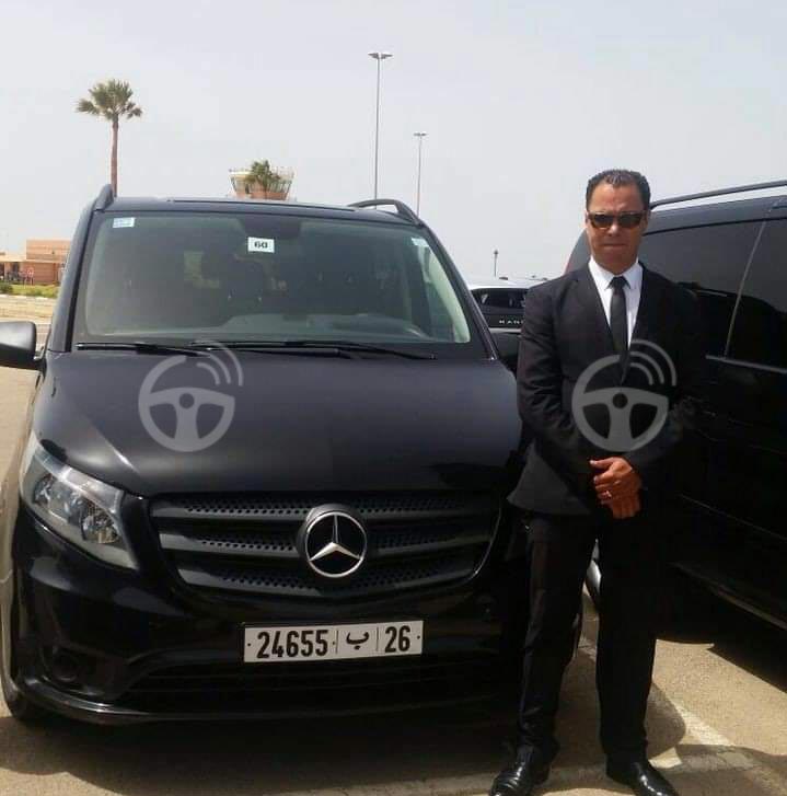 Mercedes V-Class with driver