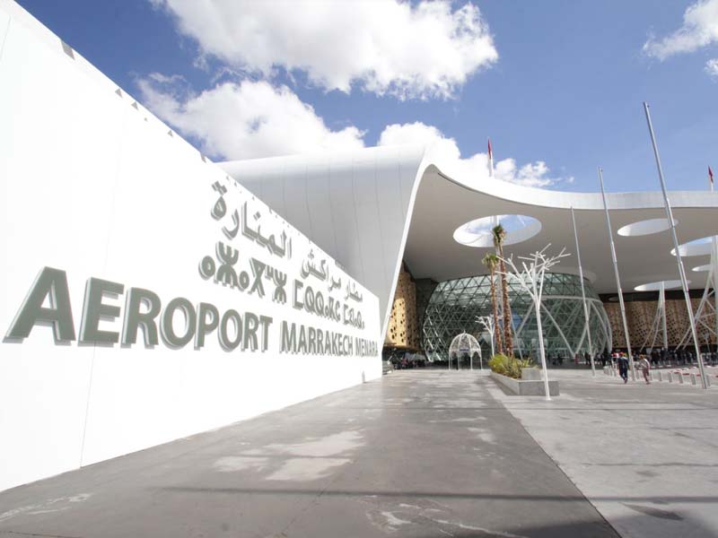 Private driver, airport transfers, Mercedes-Benz V-Class