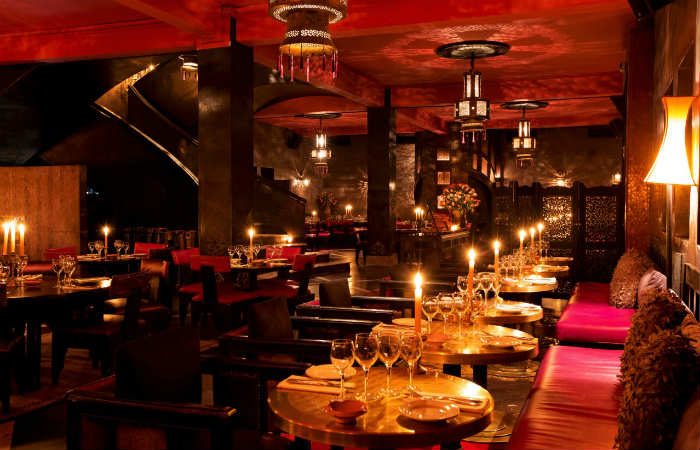 Traslado al aeropuerto de Marrakech-Menara Restaurante nocturno de Marrakech